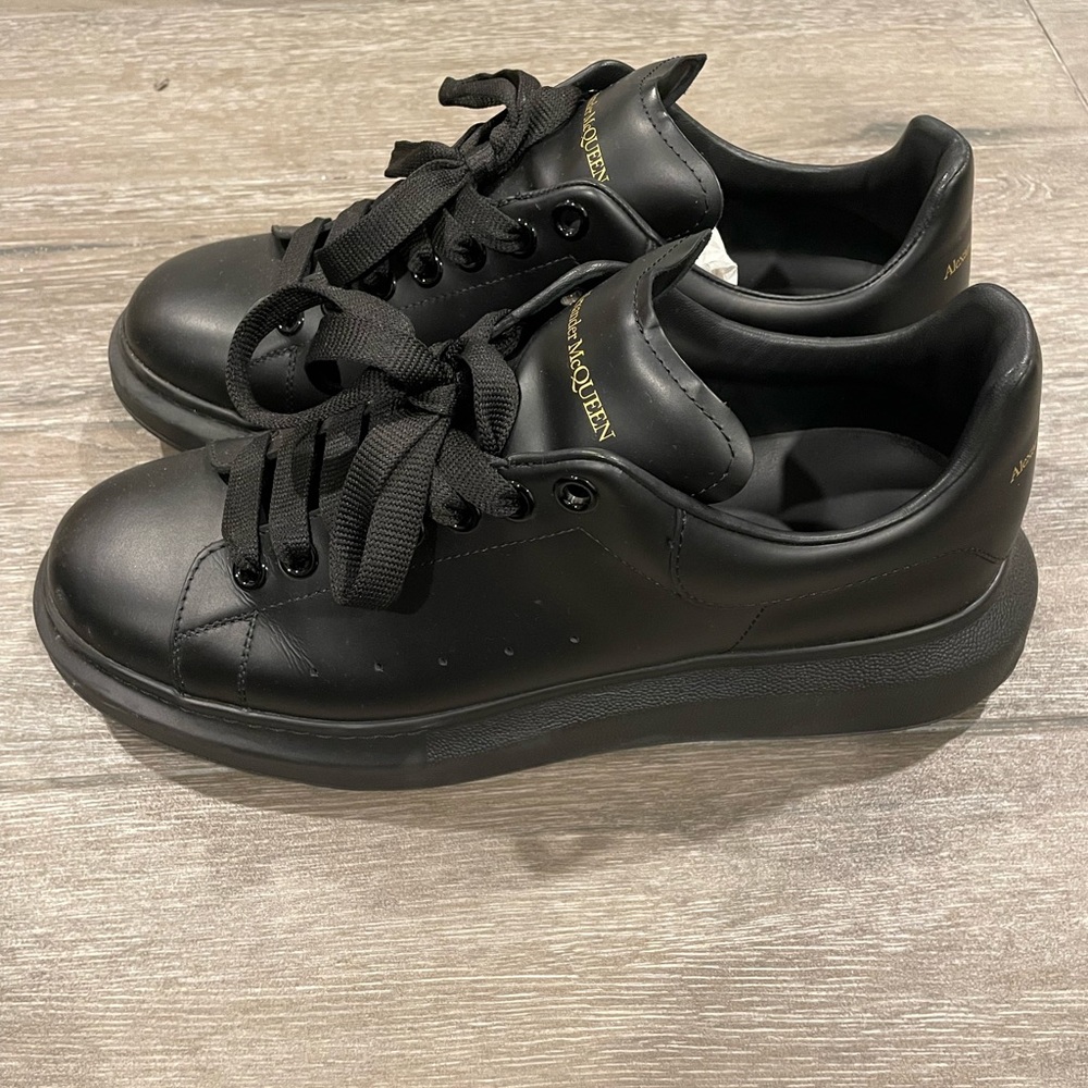 Alexander McQueen Oversized Sneaker